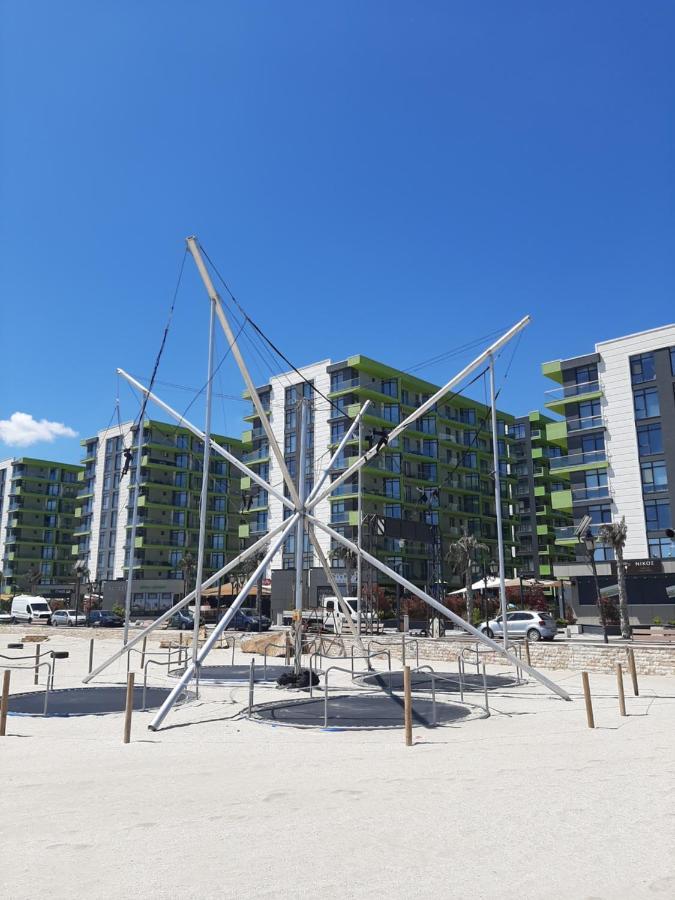Eka Studio - Pool & Spa Beach Resort Năvodari Kültér fotó