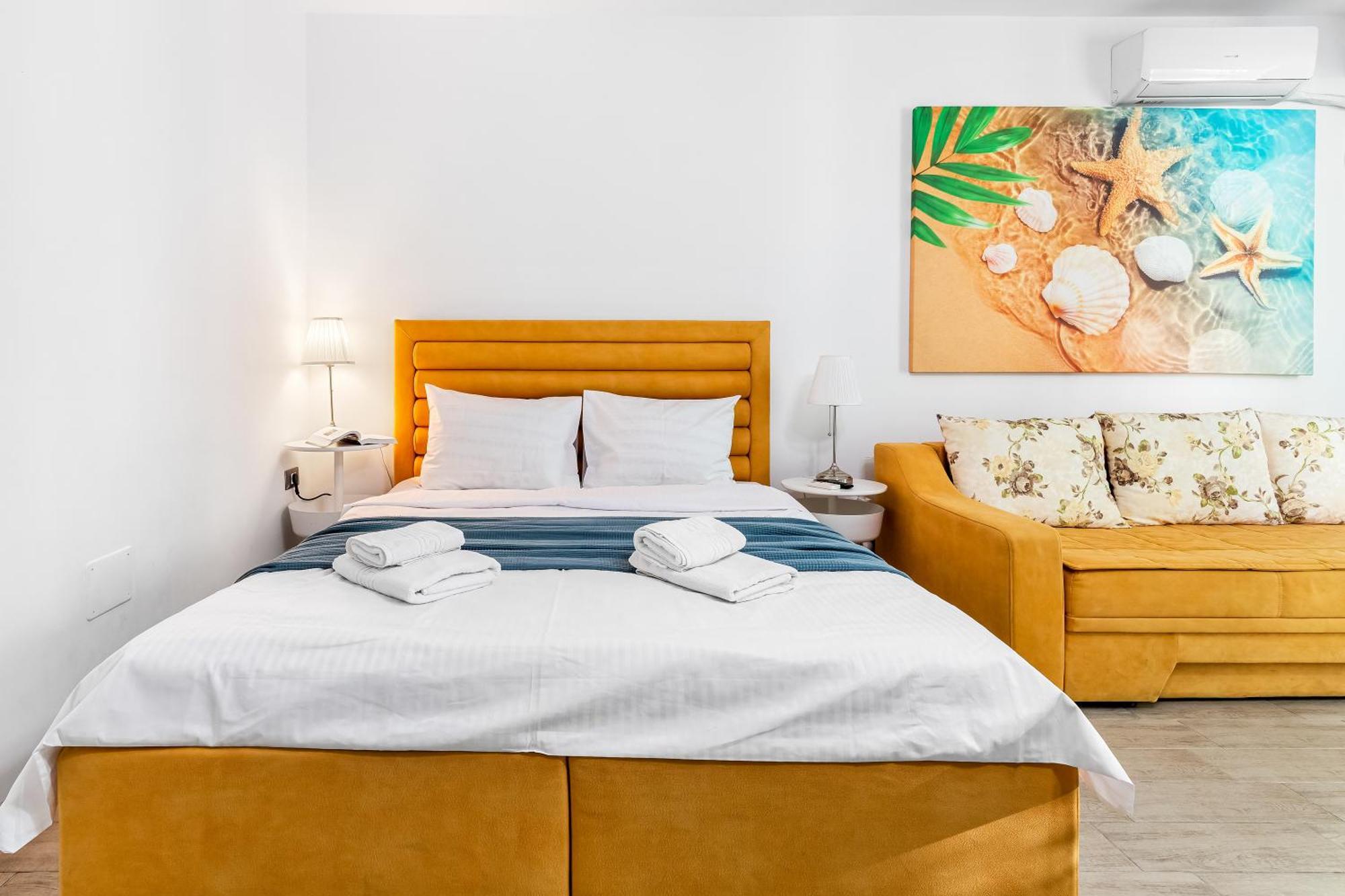 Eka Studio - Pool & Spa Beach Resort Năvodari Kültér fotó