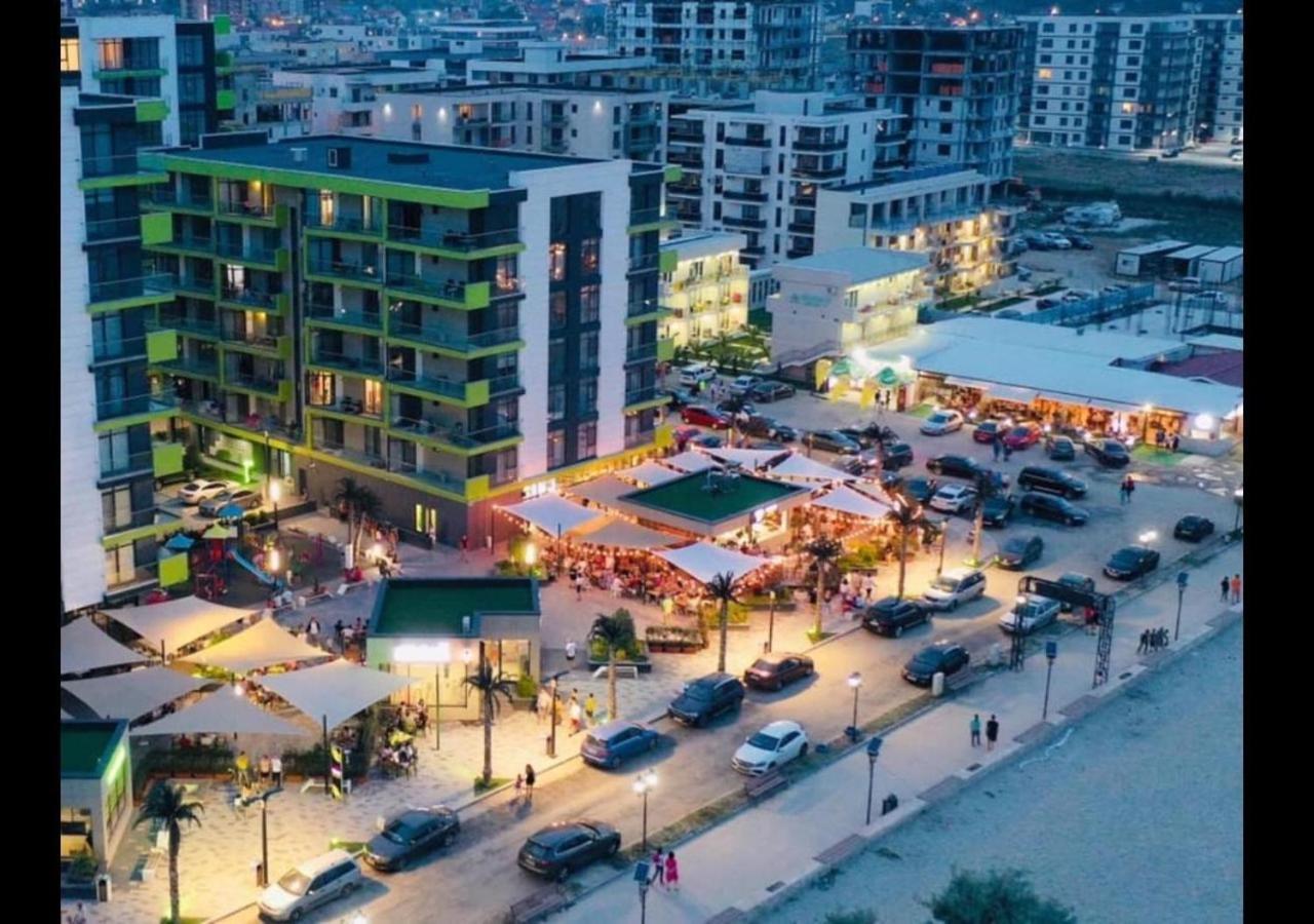 Eka Studio - Pool & Spa Beach Resort Năvodari Kültér fotó