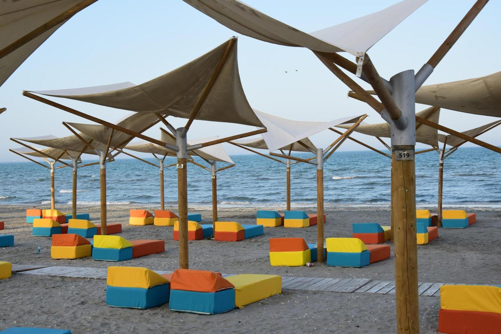 Eka Studio - Pool & Spa Beach Resort Năvodari Kültér fotó