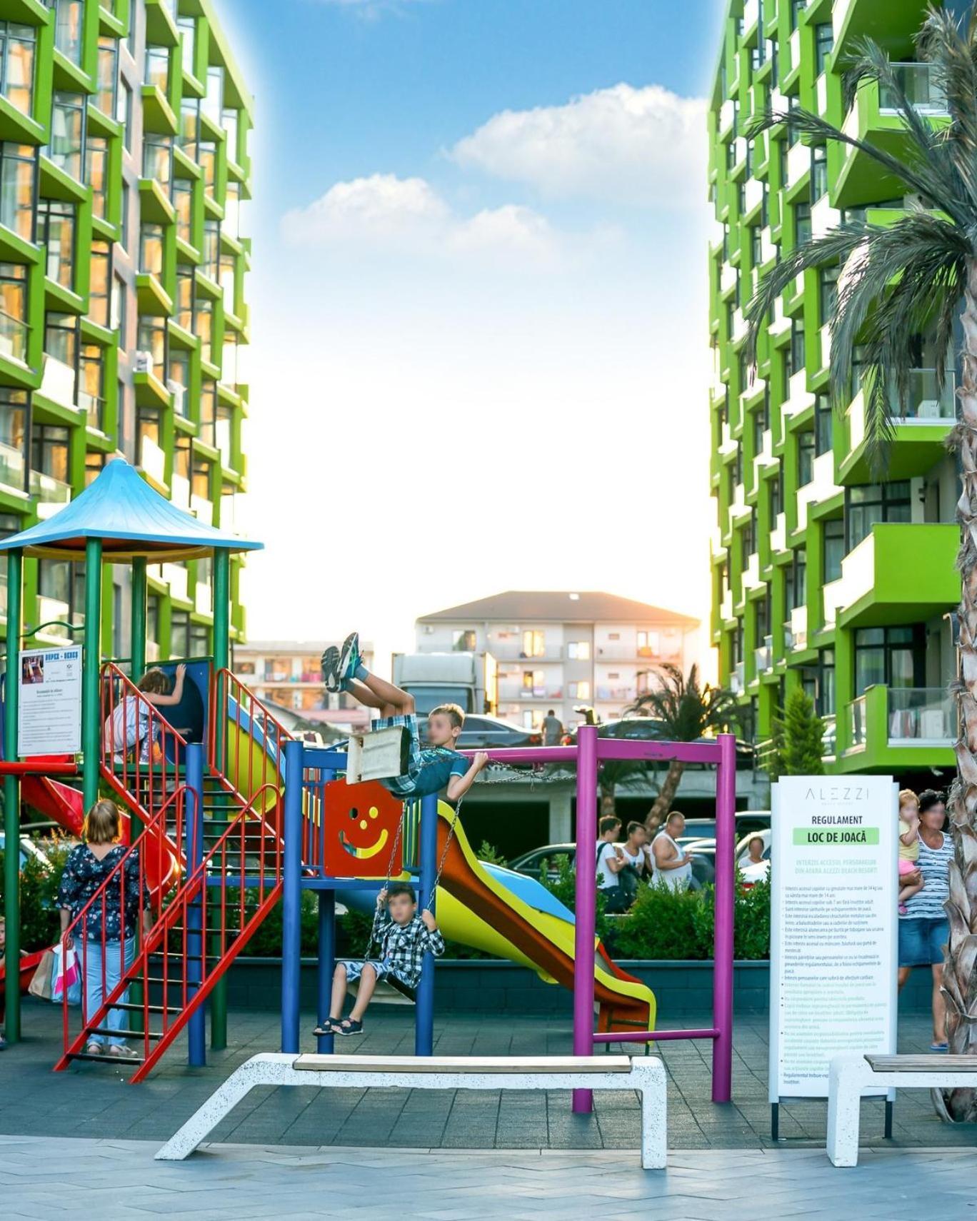 Eka Studio - Pool & Spa Beach Resort Năvodari Kültér fotó