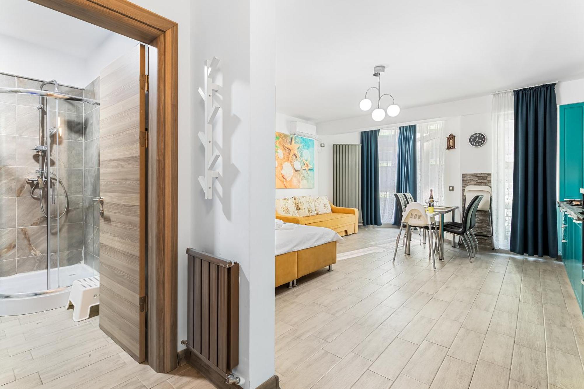 Eka Studio - Pool & Spa Beach Resort Năvodari Kültér fotó