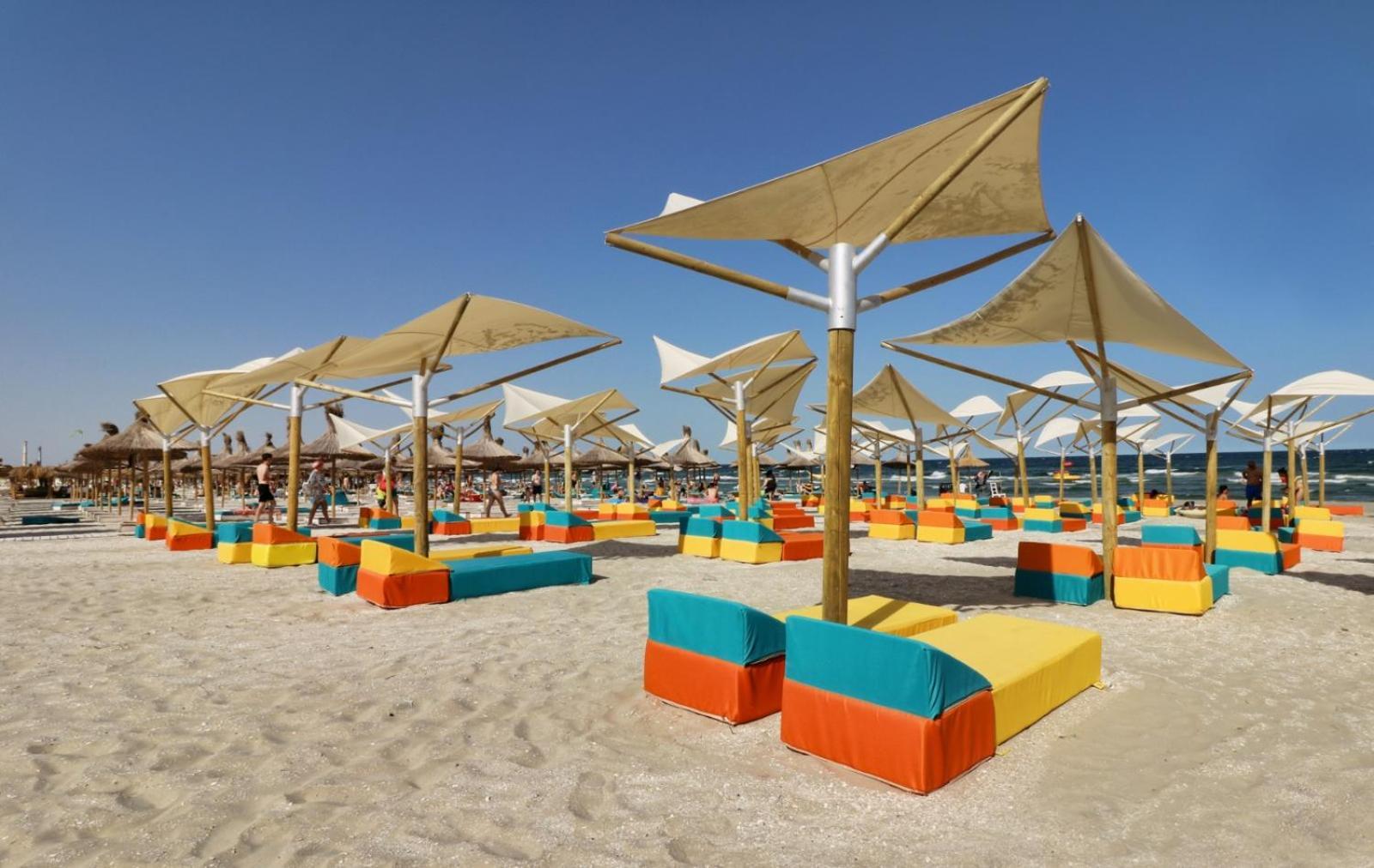 Eka Studio - Pool & Spa Beach Resort Năvodari Kültér fotó