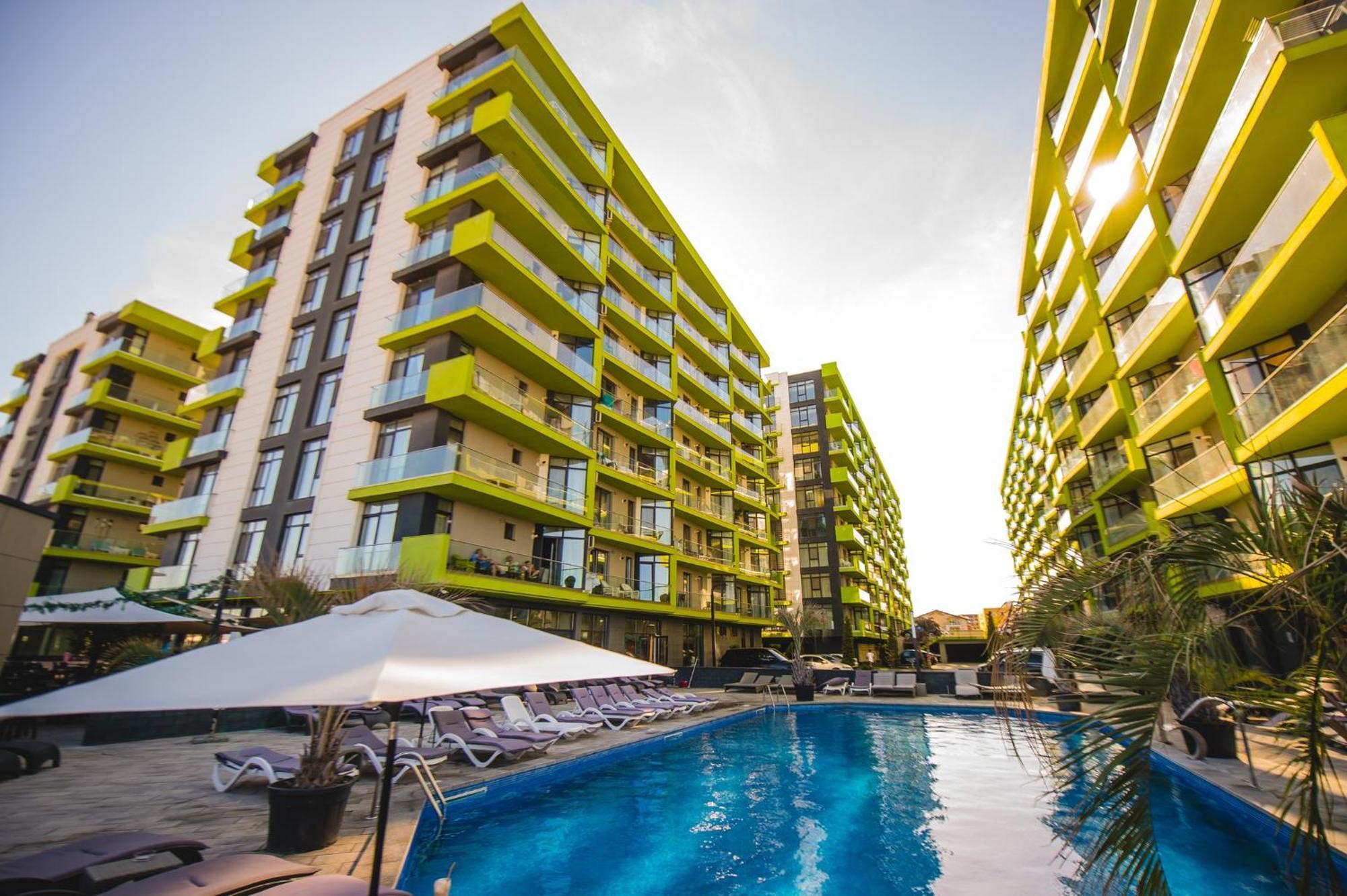 Eka Studio - Pool & Spa Beach Resort Năvodari Kültér fotó