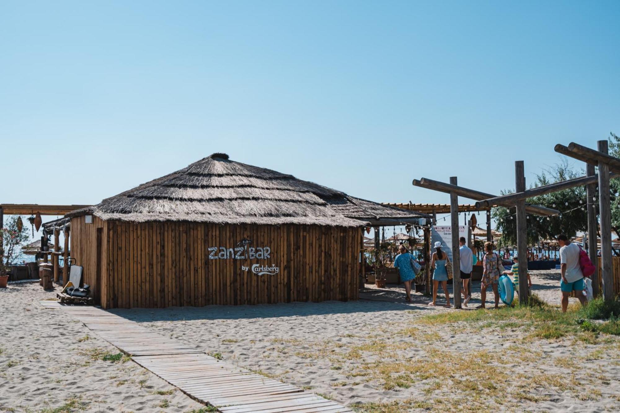 Eka Studio - Pool & Spa Beach Resort Năvodari Kültér fotó
