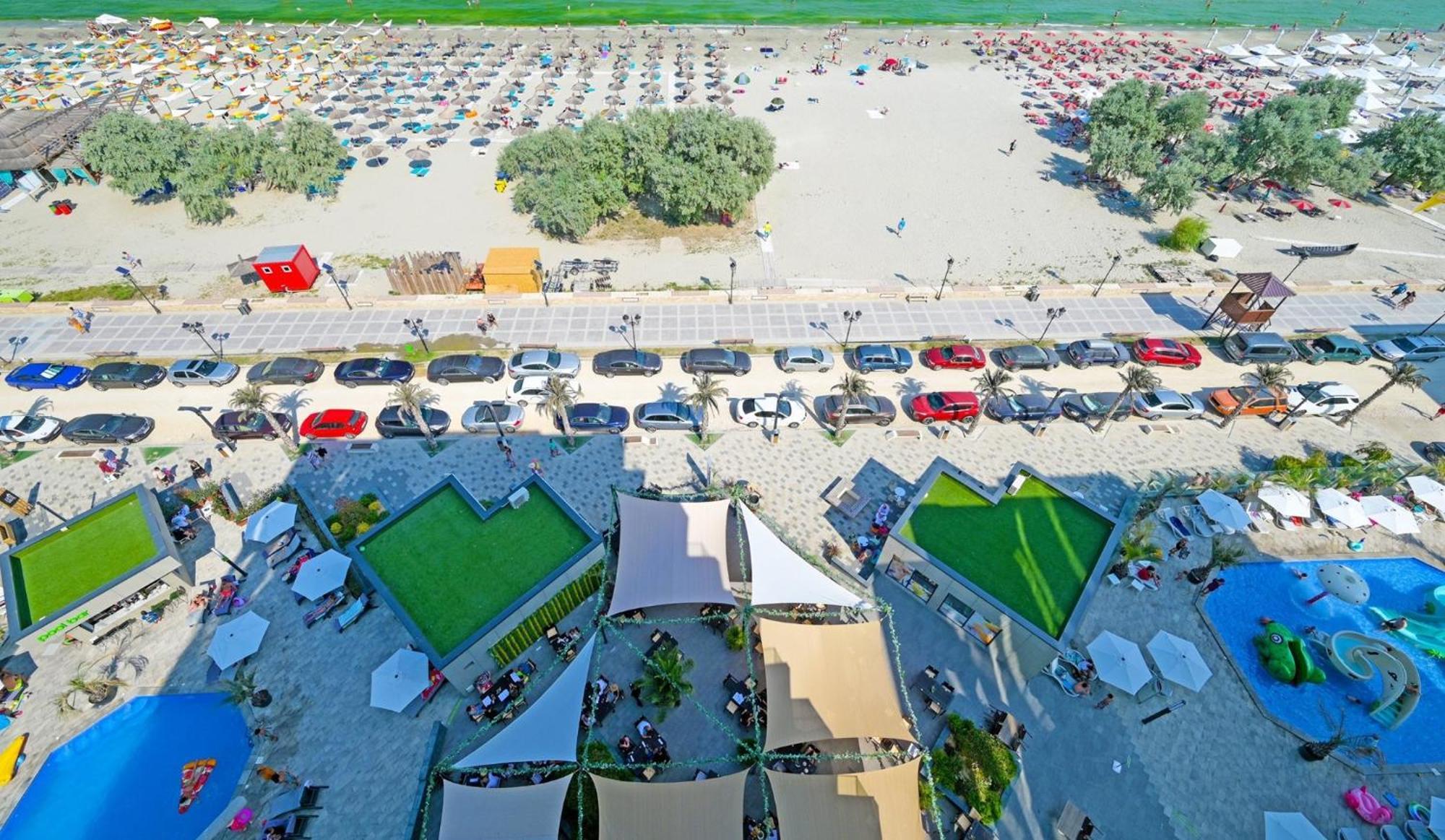 Eka Studio - Pool & Spa Beach Resort Năvodari Kültér fotó